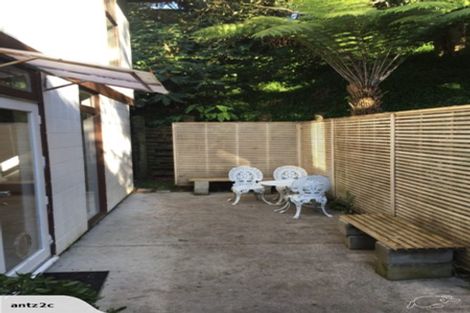 Photo of property in 32 James Street, Bayview, Auckland, 0629