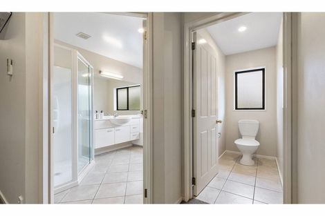 Photo of property in 17 Sutton Place, Dallington, Christchurch, 8061