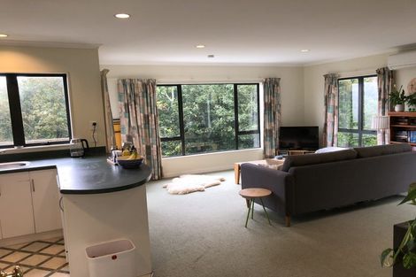 Photo of property in 1/6 Mataroa Avenue, Northland, Wellington, 6012