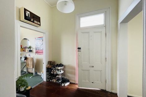 Photo of property in 68 Wright Street, Mount Cook, Wellington, 6021