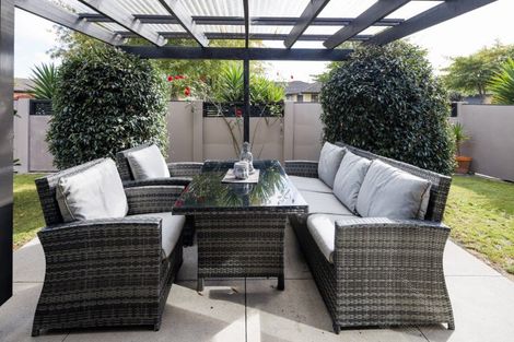 Photo of property in 2 Woburn Court, Rototuna North, Hamilton, 3210