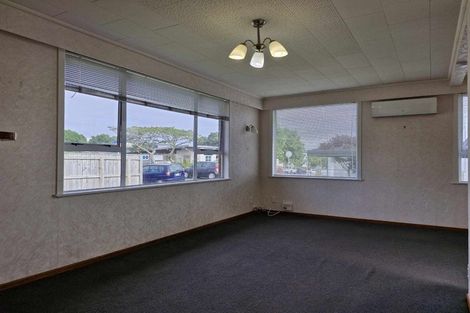 Photo of property in 1/378 Devon Street East, Strandon, New Plymouth, 4312