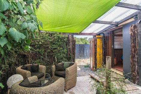 Photo of property in 14 Elizabeth Street, Waikanae, 5036