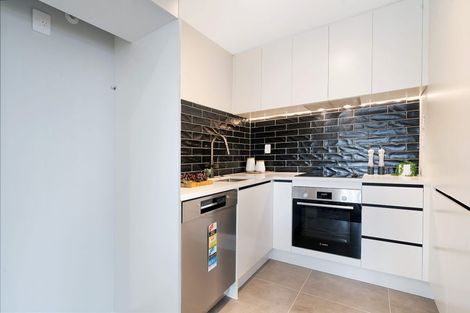 Photo of property in 19 Paihere Street, Huapai, Kumeu, 0810