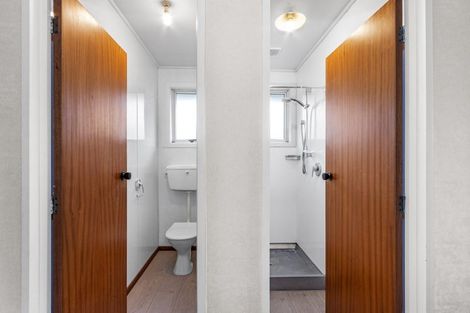 Photo of property in 40 Camberwell Place, Avonhead, Christchurch, 8042