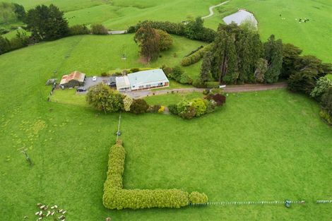 Photo of property in 375 Rangatira Road, Hunterville, 4786