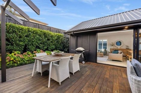 Photo of property in 5 Brendan Close, Omokoroa, 3114