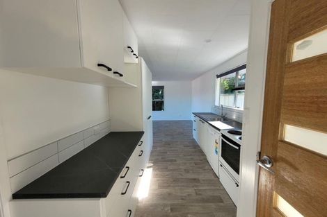 Photo of property in 5c Tahurangi Place, Spotswood, New Plymouth, 4310