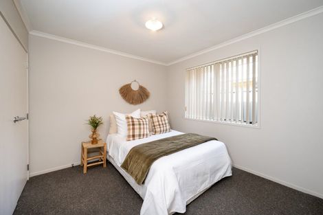 Photo of property in 17a Meeanee Road, Taradale, Napier, 4112