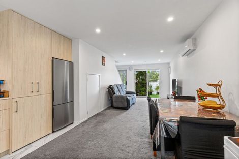 Photo of property in 4/21 Titoki Street, Te Atatu Peninsula, Auckland, 0610