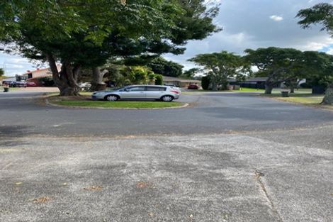 Photo of property in 12b Corolu Place, Conifer Grove, Takanini, 2112