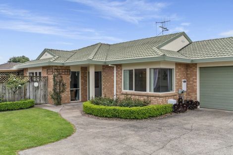 Photo of property in 687 Gloucester Road, Papamoa Beach, Papamoa, 3118