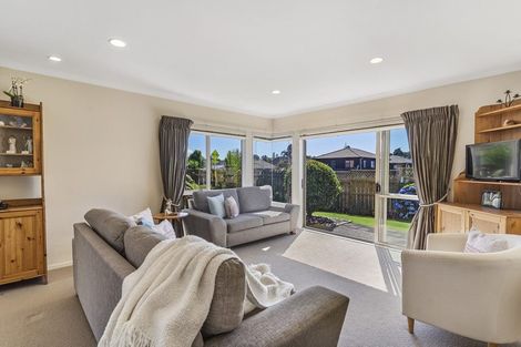 Photo of property in 1/117 Wellington Street, Howick, Auckland, 2014