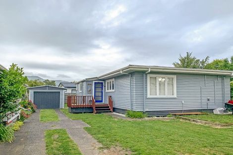Photo of property in 40 Poihaere Street, Turangi, 3334