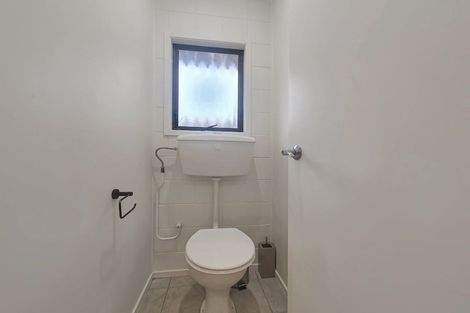 Photo of property in 130a Bruce Mclaren Road, Henderson, Auckland, 0612