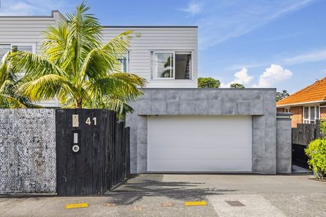 Photo of property in 41 Regina Street, Westmere, Auckland, 1022