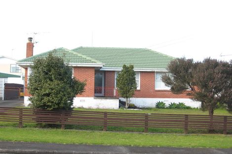 Photo of property in 26 Clayton Road, Manurewa, Auckland, 2102