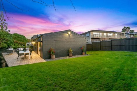 Photo of property in 13 Davita Place, Farm Cove, Auckland, 2012