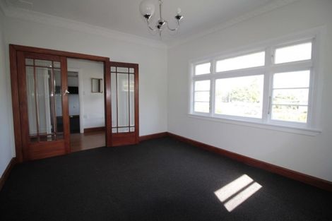Photo of property in 362 Oxford Street, Levin, 5510