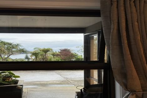 Photo of property in 977 Whangaparaoa Road, Tindalls Beach, Whangaparaoa, 0930