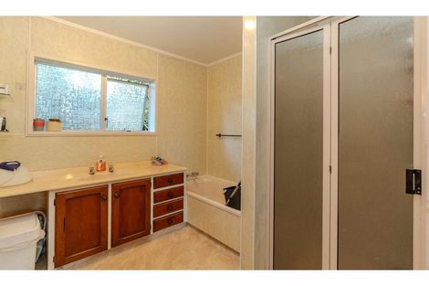 Photo of property in 11 Hawkings Crescent, Kerikeri, 0230