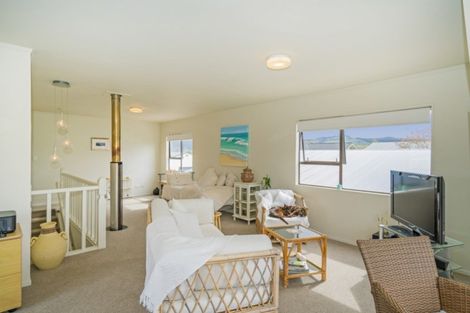 Photo of property in 176 Cook Drive, Whitianga, 3510