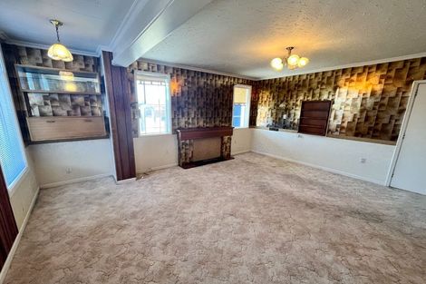 Photo of property in 13 Clouston Street, Saint Martins, Christchurch, 8022