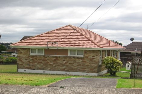 Photo of property in 5 Scanlen Terrace, Kelston, Auckland, 0602