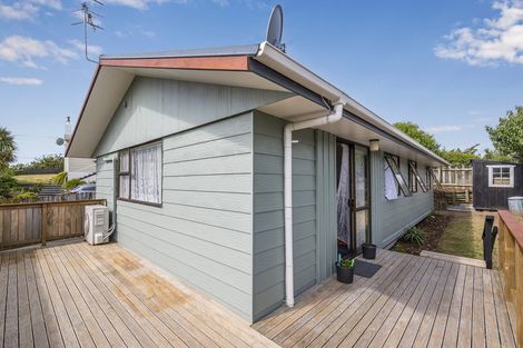 Photo of property in 12 Moa Road, Raumati Beach, Paraparaumu, 5032