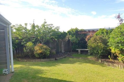 Photo of property in 1 Green Lane, Pukekohe, 2120