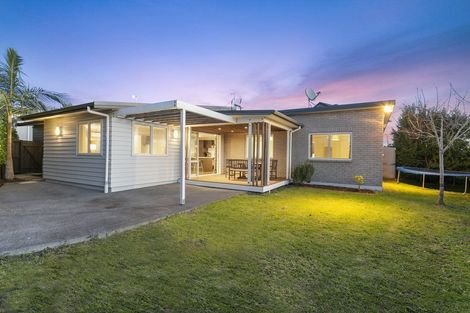 Photo of property in 12 Waiarohia Place, Hobsonville, Auckland, 0616