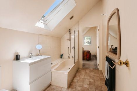 Photo of property in 1 Grasmere Way, Bethlehem, Tauranga, 3110