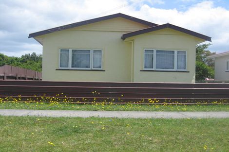 Photo of property in 23 Field Street, Aramoho, Whanganui, 4500