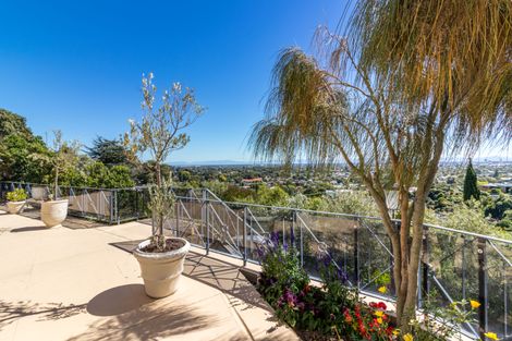 Photo of property in 35 Major Aitken Drive, Huntsbury, Christchurch, 8022