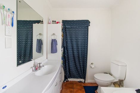 Photo of property in 42 Saint George Street, Watlington, Timaru, 7910