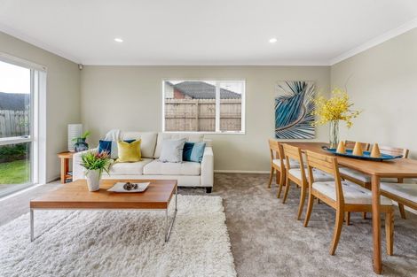 Photo of property in 20 Raphoe Road, Flat Bush, Auckland, 2019