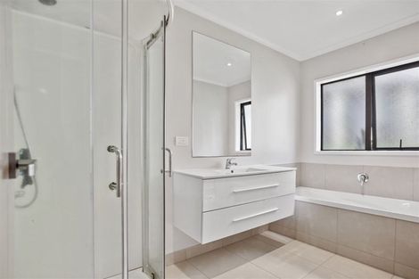 Photo of property in 20 Ohinemuri Place, Paeroa, 3600