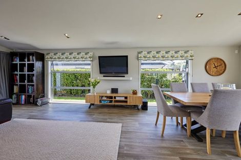 Photo of property in 13 Mcrae Gardens, Kaikoura Flat, Kaikoura, 7371