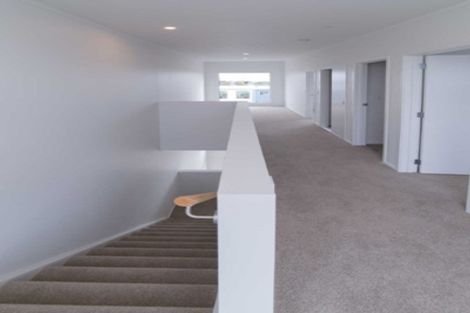 Photo of property in 31 Reynolds Place, Papamoa Beach, Papamoa, 3118