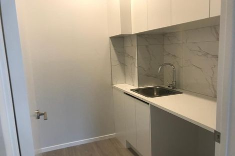 Photo of property in 10 Wyon Way, Flat Bush, Auckland, 2016