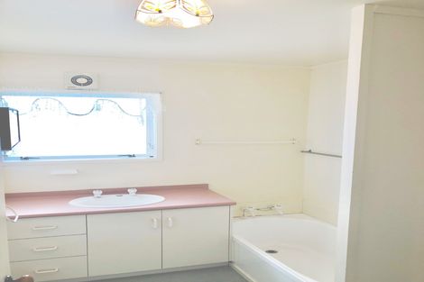 Photo of property in 1a Uenuku Avenue, Raglan, 3225
