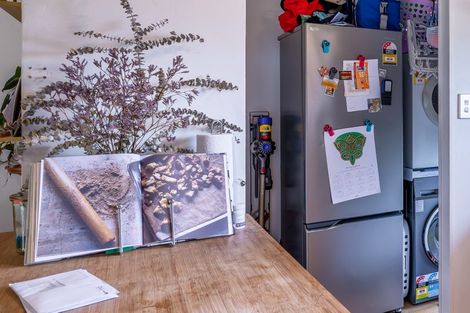 Photo of property in 2/27 Nikau Street, New Lynn, Auckland, 0600