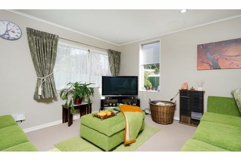 Photo of property in 4/90 Lynwood Road, New Lynn, Auckland, 0600