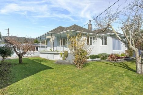 Photo of property in 21 Rawhiti Street, Stokes Valley, Lower Hutt, 5019