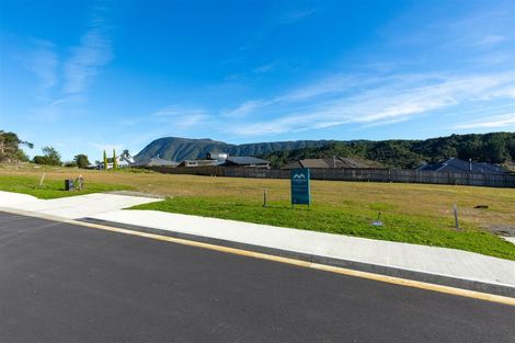 Photo of property in 24 Tui Drive, Picton, 7220