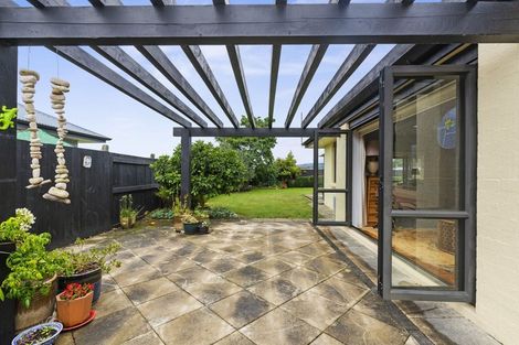 Photo of property in 17 Duggan Drive, Owhata, Rotorua, 3010