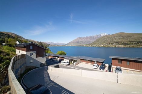 Photo of property in La Residence Du Lac, 35/527 Frankton Road, Queenstown, 9300
