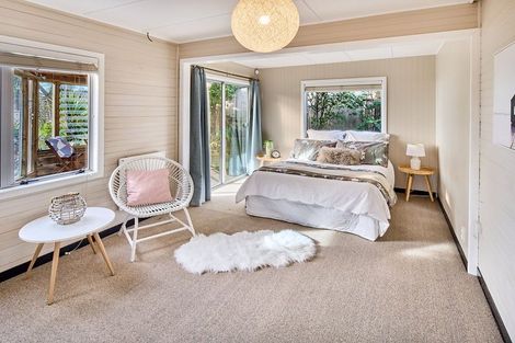 Photo of property in 83 Wellington Road, Paekakariki, 5034