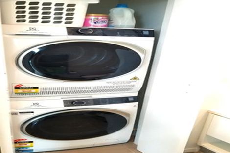 Photo of property in Sentinel Apartments, 1102/3 Northcroft Street, Takapuna, Auckland, 0622