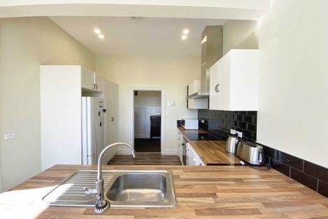 Photo of property in 31 Dyers Pass Road, Cashmere, Christchurch, 8022